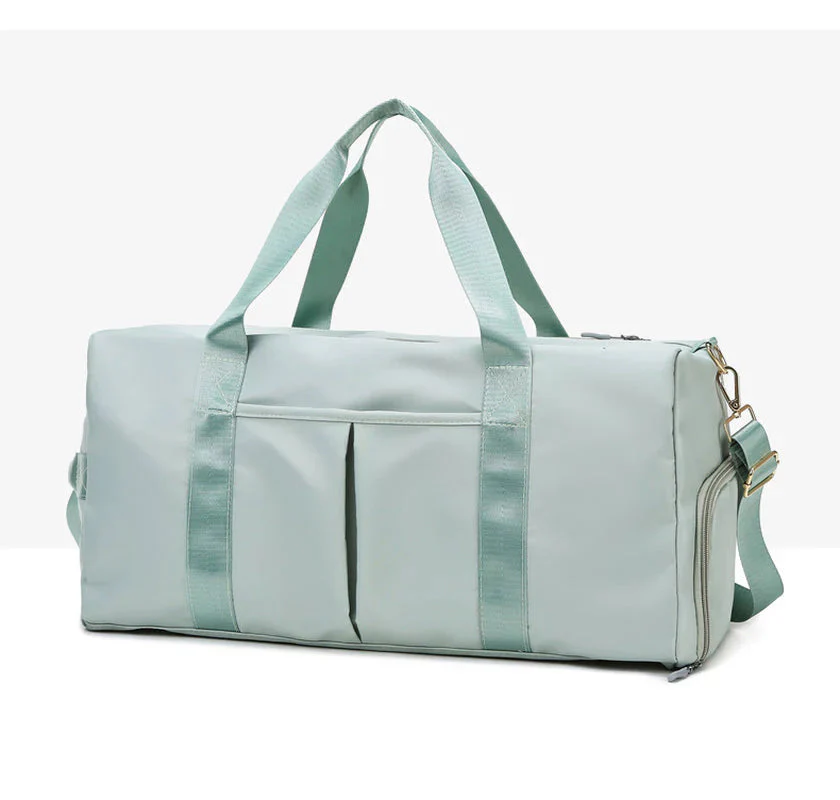 Waterproof Aura Fitness Sports Travel Duffel Bag - Versatile Weekender for Men and Women